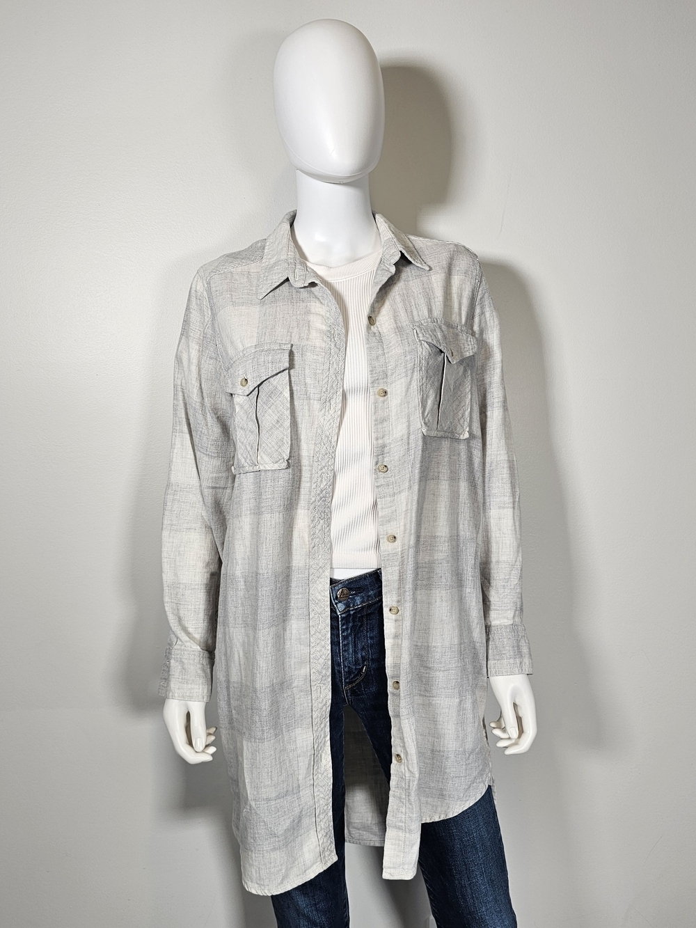 Wilfred Aritzia Light Grey Long Length Button Up Top / Dress Sz M